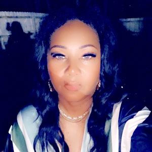 Meet your Posher, Latanya